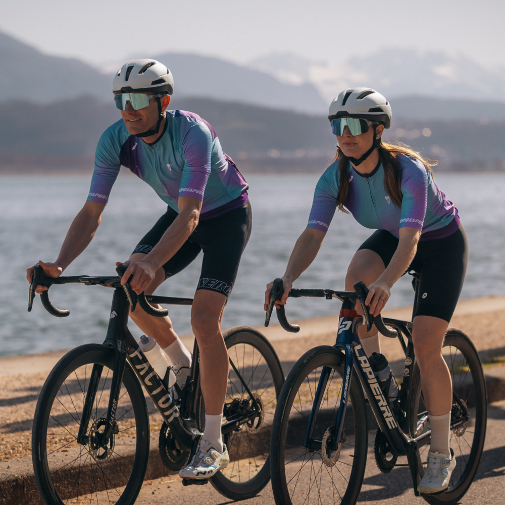 Waxes, helmets, technical textiles, timing - VOLA